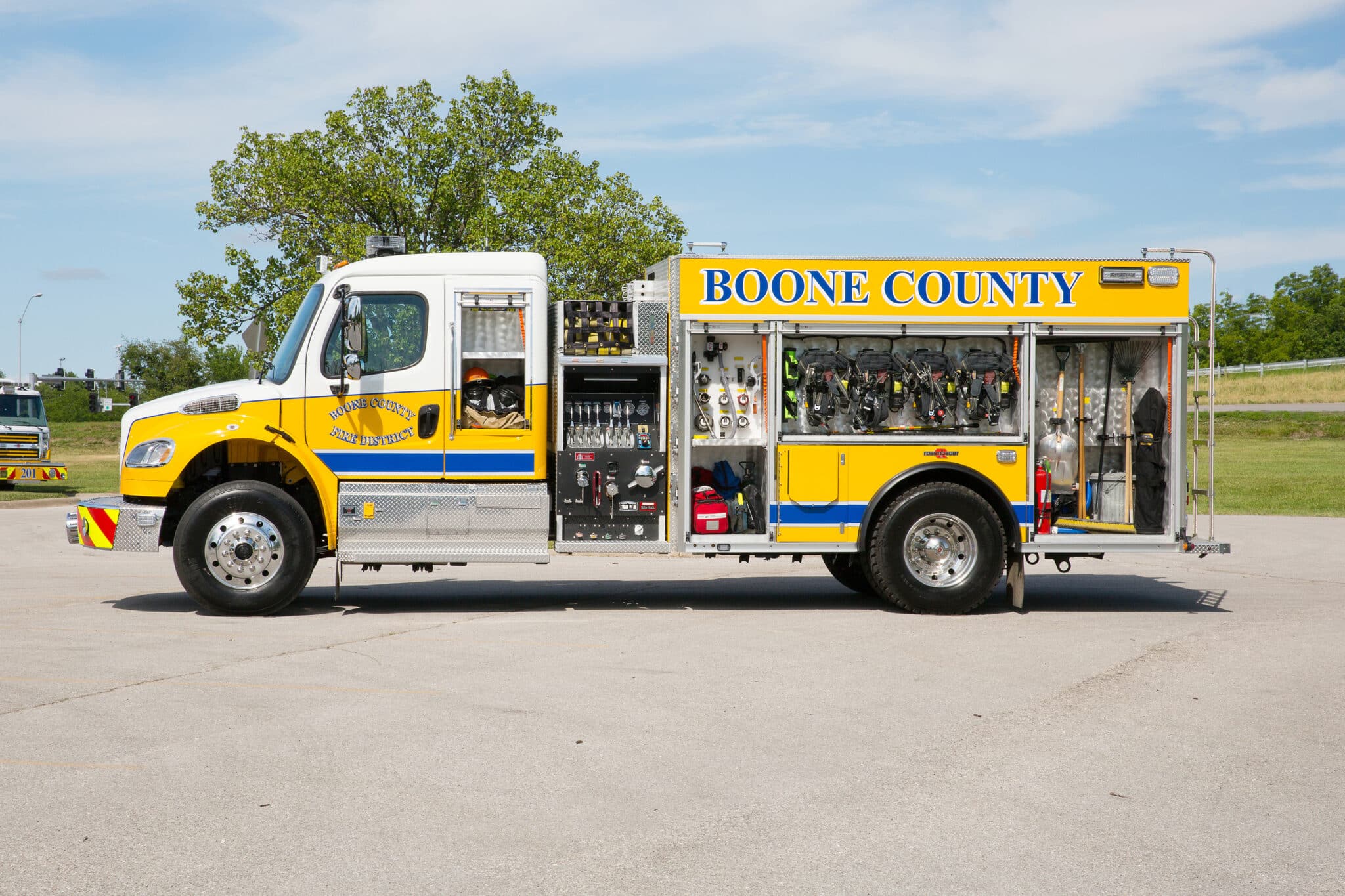 Boone County Fire DistrictRosenbauer Tanker Pumper IKON Fire