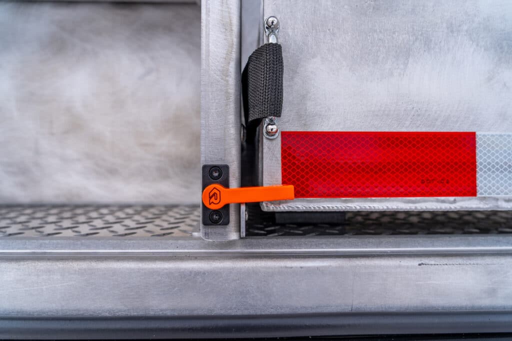 Laramie-County-Fire-Authority-(WY)-Pumper-#15929-C3-Airbag-Storage-Module-Lock